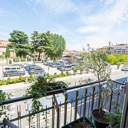 B&B Happiness - City Center Верона Экстерьер фото