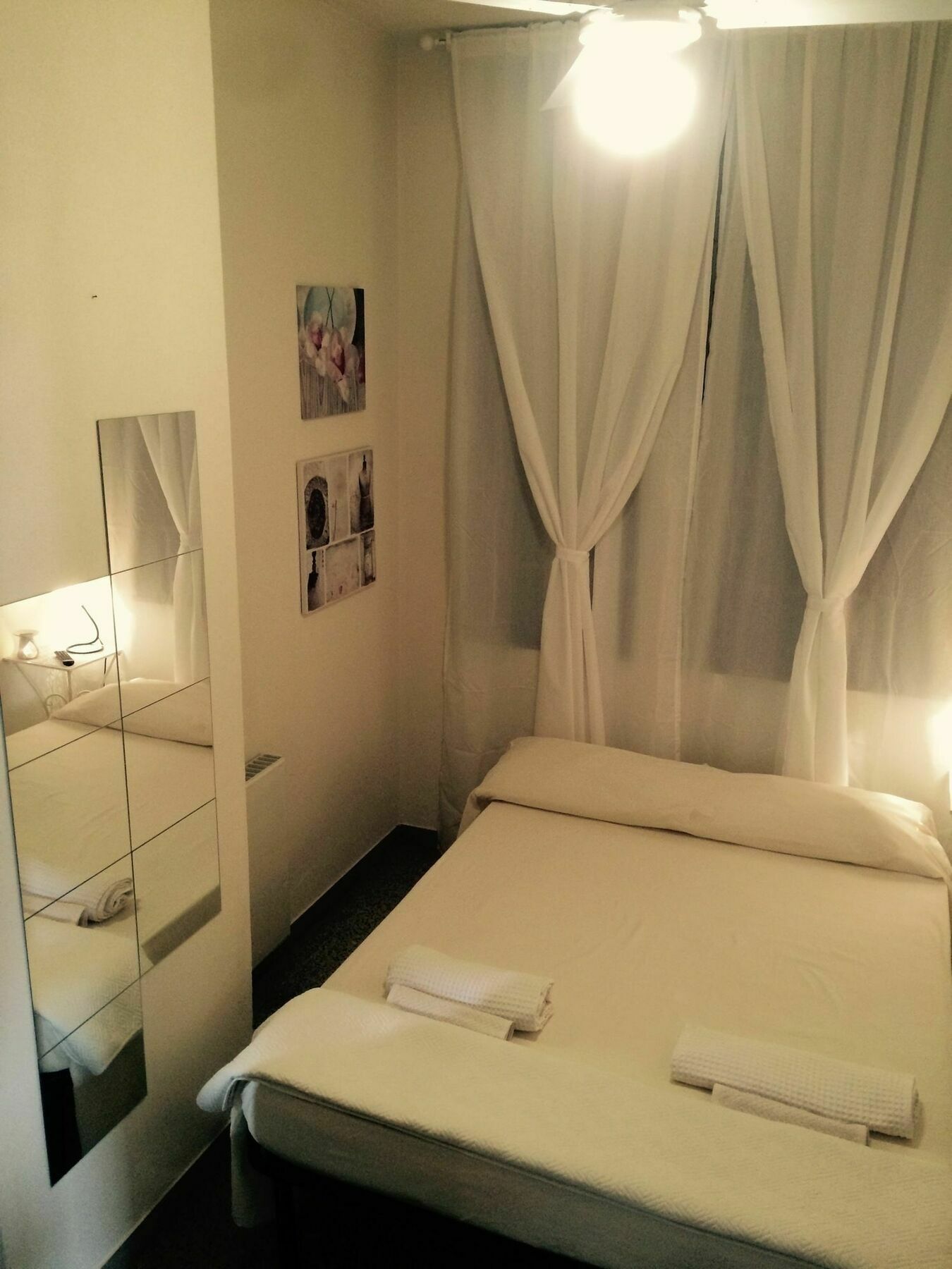 B&B Happiness - City Center Верона Экстерьер фото