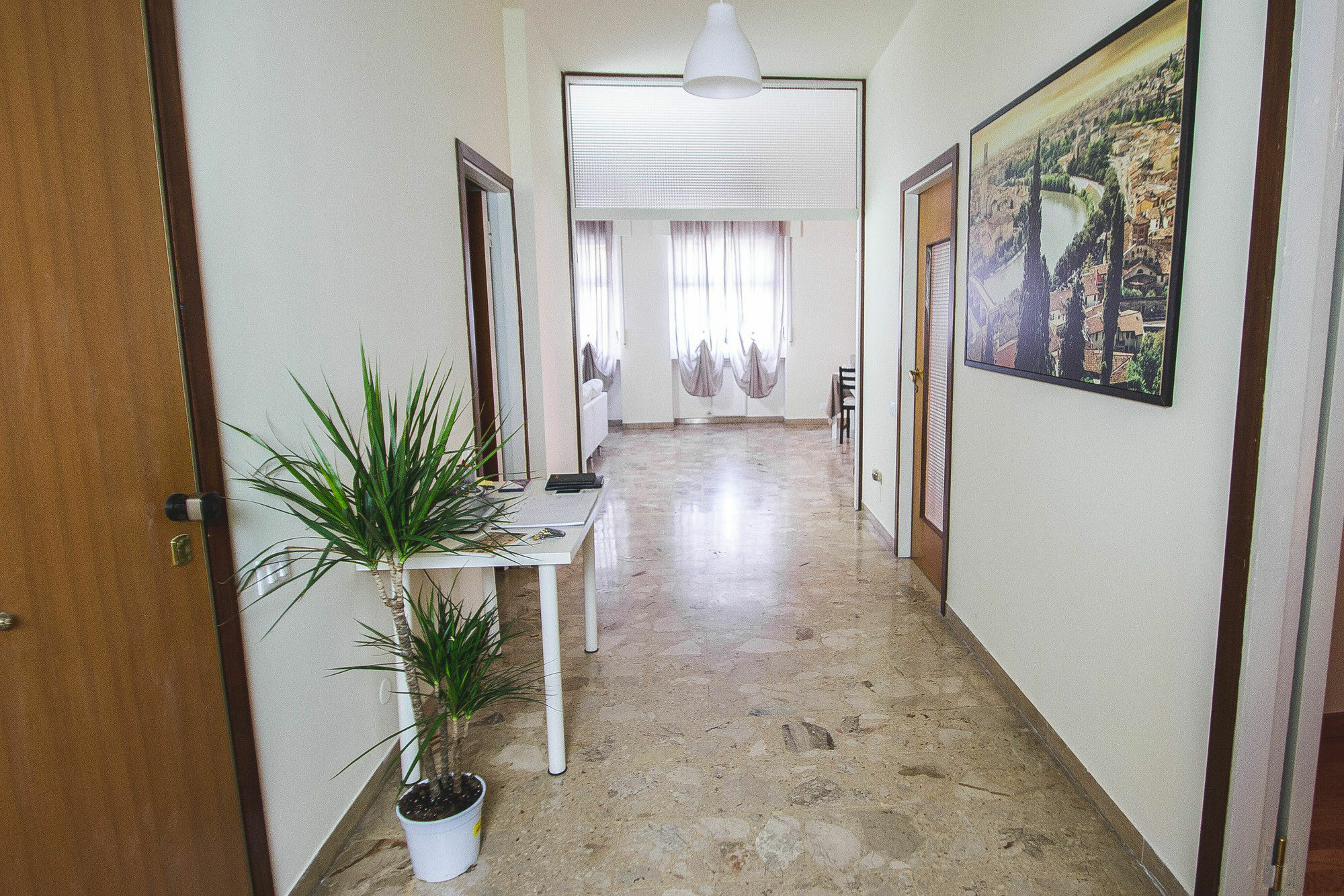B&B Happiness - City Center Верона Экстерьер фото